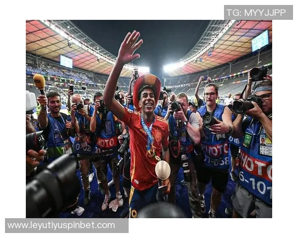 皮克称西班牙世界杯夺冠前景光明亚马尔的成功激励年轻球员 皮克称西班牙世界杯夺冠前景光明亚马尔的成功激励年轻球员