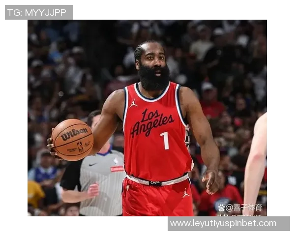 哈登全力以赴助快船逆转困境但难以每场都扮演英雄角色 哈登全力以赴助快船逆转困境但难以每场都扮演英雄角色