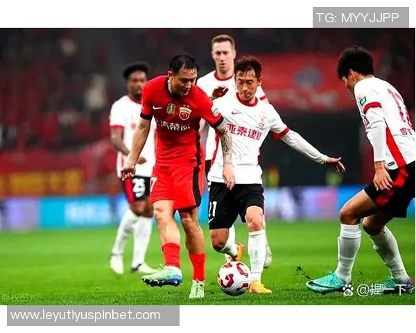 巴黎圣日耳曼14轮未能领跑积分榜历史重演或再遭夺冠梦碎